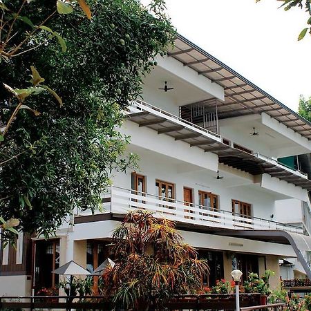 The Health Village Alwaye Exterior foto
