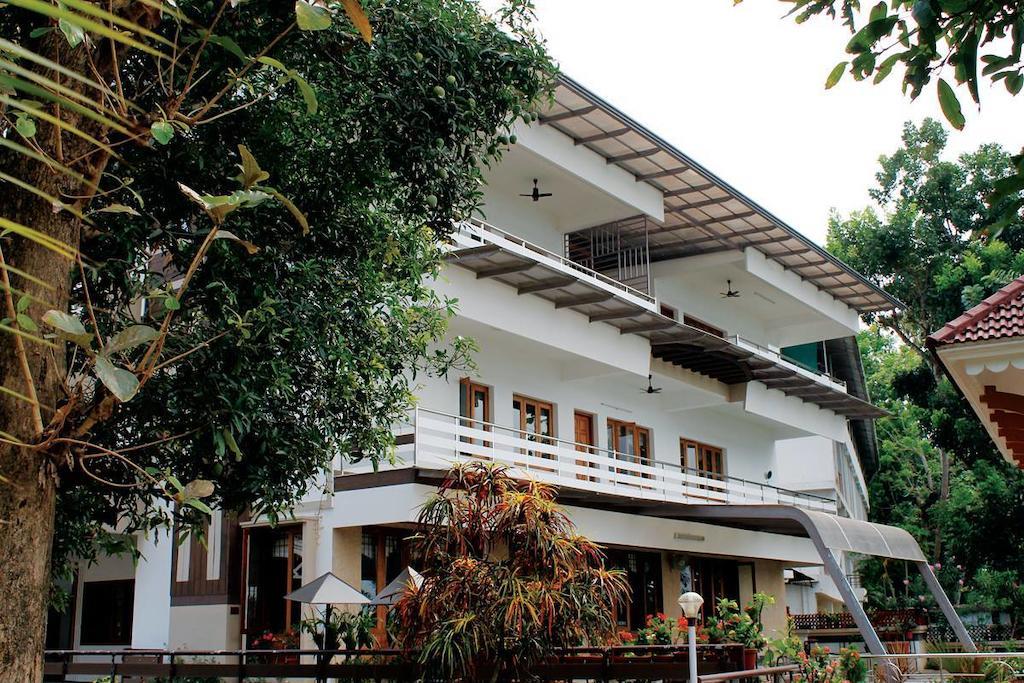 The Health Village Alwaye Exterior foto