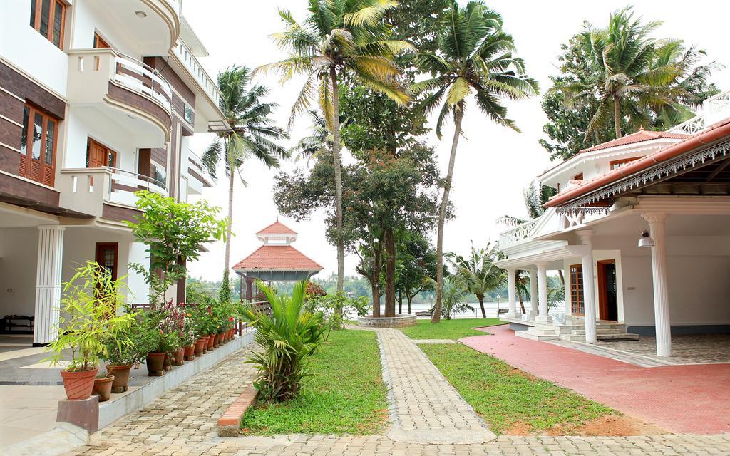 The Health Village Alwaye Exterior foto